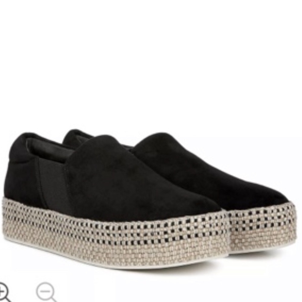 Suede Wilden Sneaker